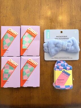 NWT 6-Piece Hair Accessory Bundle - 4 Shower Caps, 1 Hair Wrap, 1 Spa Headband